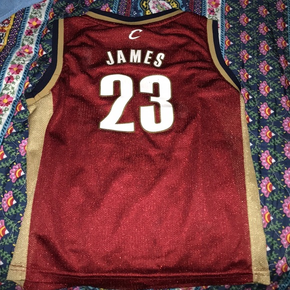 LeBron James jersey Cleveland - Picture 2 of 2